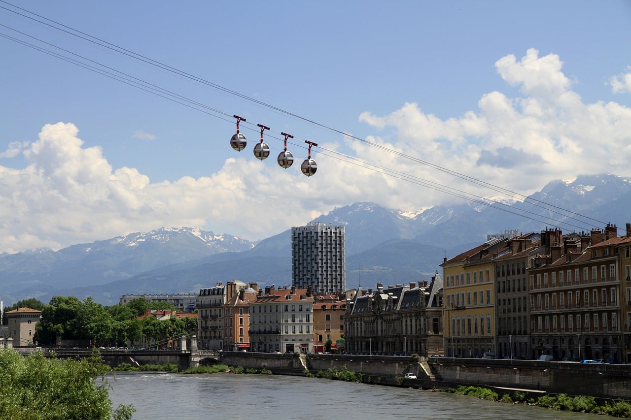 Faire construire une maison individuelle à Grenoble en Isère