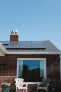 Des panneaux solaires pour augmenter l'efficacité énergétique de votre maison